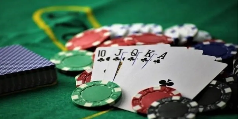 Tìm hiểu tổng quan về cách chơi Phỏm