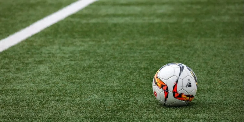 Chiến lược cược hiệu quả khi chơi kèo thơm bóng đá