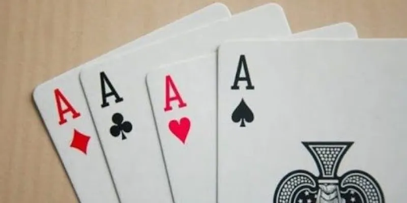 Đôi và bộ ba là những kết hợp bài mạnh trong Tiến Lên Solo