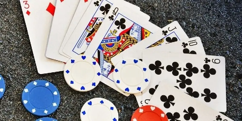 Tổng quan đôi nét cơ bản về game bài phỏm là gì khi chơi